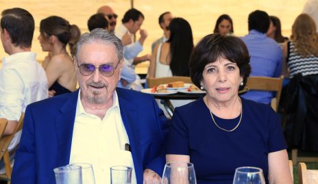  José Luis Alcalá y Ana Celia Escobedo, abuelos de Miguel.