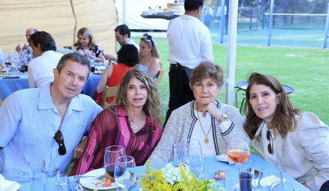  Gerardo Hernández, Lorena Escobedo, Maruchis Andrés y Mónica Hernández.