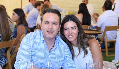  Xavier Castro y Gaby Labastida.
