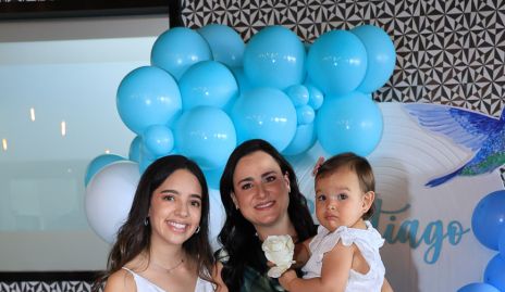  Jimena Hernández, Susana Scheckaiban y Emilia Hernández.