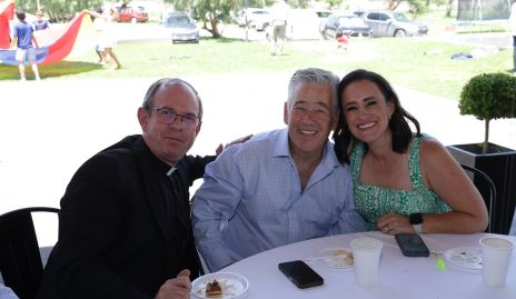  Gabriel del Valle, Paulo Galán y Fernanda del Castillo.