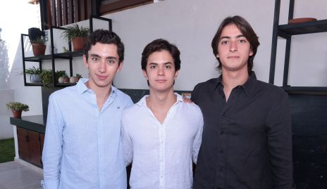  Mateo Conde, Alex Lozano y Sebastián Veliz.