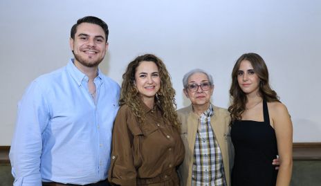 Raffi Fontes, Laura Hallal, Laura Landa y Farah Fontes.