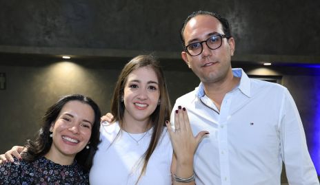  Nora Meza, Yamilé Fontes y José Guillermo Silva.