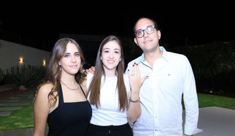  Farah Fontes, Yamilé Fontes y José Guillermo Silva.
