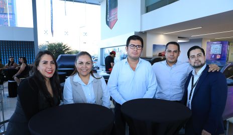  Lorena Romero, Diana Pizarro, Héctor Chávez, Luis Carlos Olivo y Gilberto Ojeda.