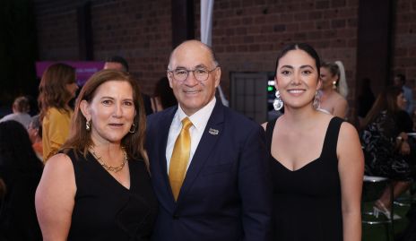  Ana Brugal, Enrique Galindo y Natalia Brugal.