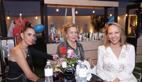  Pilar Juárez, Graciela Berrones y Alma Durón.