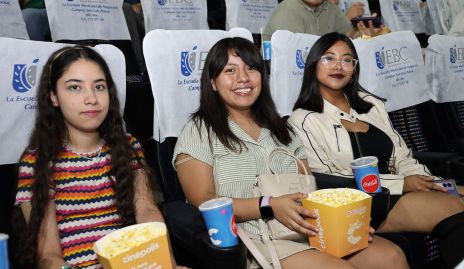  María Álvarez, Geraldine Ramírez y Fátima Álvarez.