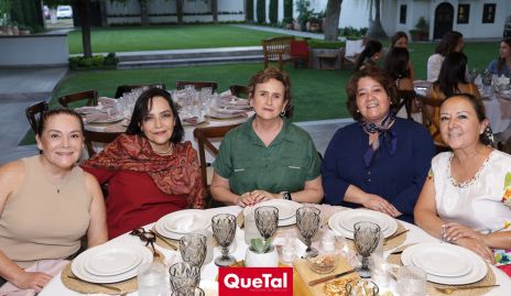  Beatriz Rojas, Lucía Betancourt, Sofía Martín Alba, Mónica Berlanga y Mónica Cerda.