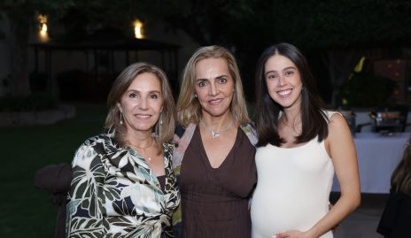  Bety Lavín, Mimí Hinojosa y Natalia Navarro.