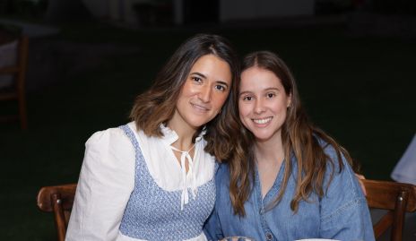  Ana Paula González y Ana Lucía Esparza.