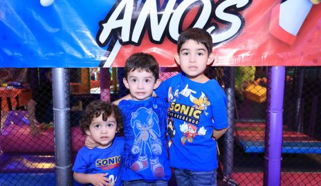  José Pablo Morales, Jaime y Juan Carlos Morales.