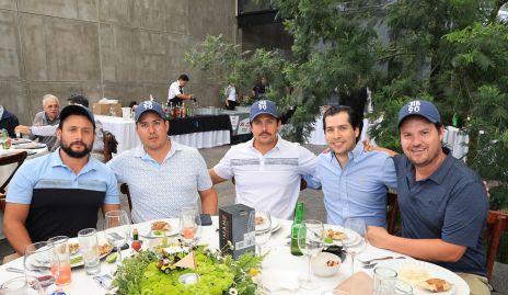  Fernando González, Carlos Sánchez, Roberto Fernández, Fabián Herrera y José Jaime Herrera.