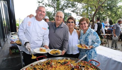  Adrián de Pablos, Olegario Galarza, Ceci Bremer y Elsa Bremer.