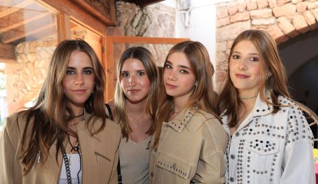  Farah Fontes, Vane Elizondo, Maca Rosillo y Miranda Gutiérrez.