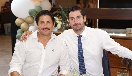  Roberto Fernández y Polo Córdova.