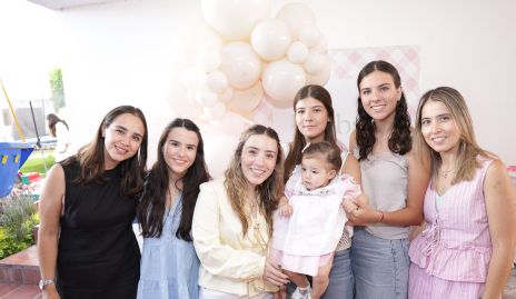  Bárbara Mejía, Sofía Galán, María Galán, Alexia Galán, Bárbara Kasis, Daniela Galán y Cristina Kasis.