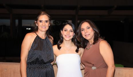  Gris Reynoso, Sofía Padilla y Mónica Ayala.