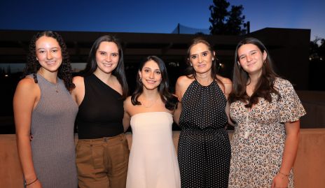  Paola de Alba, Sofía Quintanar, Sofía Padilla, Gris Reynoso y Carola Quintanar.