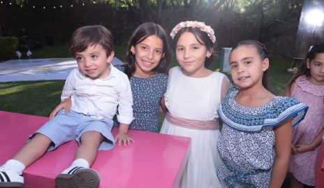  Gonzalo, Lozano, Luciana Lozano, Eugenia Garduño y María Pía Almazán.
