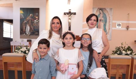  Alicia Jonguitud, Lucero Jonguitud, Marcelo Garduño, Eugenia Garduño y Daniela Jonguitud.