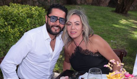  Víctor Pérez y Carla Luna.