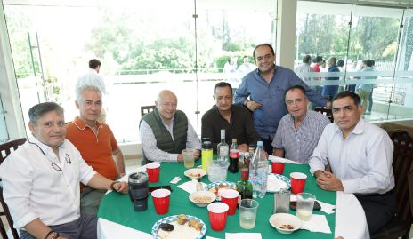  Oscar Hinojosa, Armando Rivera, Toño Cueli, Alejandro Díaz de León, Jaime Morales, Enrique González y Javier Hernández.