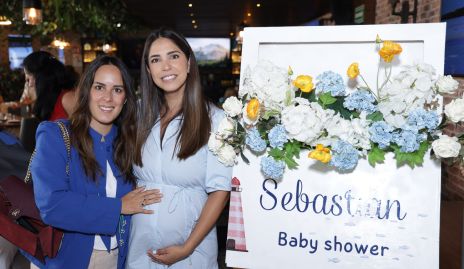  Clau Antunes y Adriana Estrada.