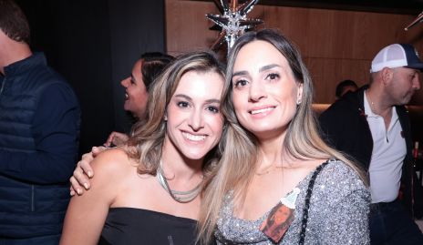  Gloria Escobedo y Montserrat Muñiz.