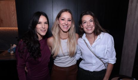 Cecilia Aldrete, Lorena Cid y Azul González.