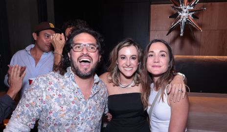  Sergio Padilla, Gloria Escobedo y Anahí Capablanca.
