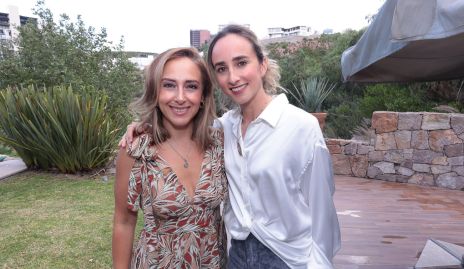  Sandra Aldrete y Ángeles Mahbub.