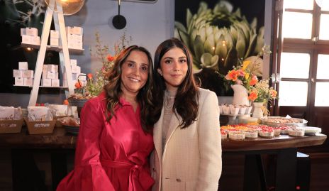  Martha Chalita con su hija Paola Dávila.