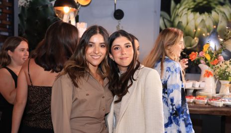  Car y Paola Dávila.