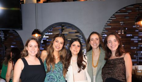  Ana Lucía Esparza, Claudia Rodríguez, Paola Dávila, María Cueli y Yolanda Navarro.
