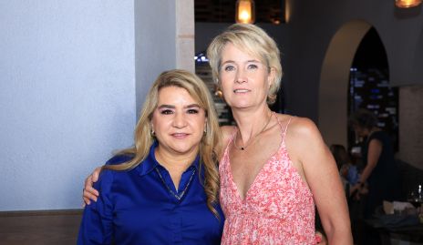  Carmenchu y Güera.