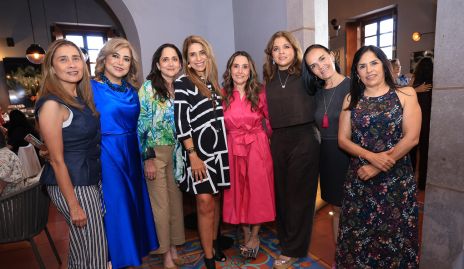  Claudia Quijano, Anyul Martínez Castro, Marcela Sánchez, Marisol Ávila, Martha Chalita, Sara Berrones, Sophia Martínez y Lupita Quibrera.