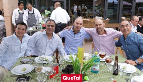  Héctor Salas, Alejandro Anaya, Alejandro González, Pepe González y Fernando López.