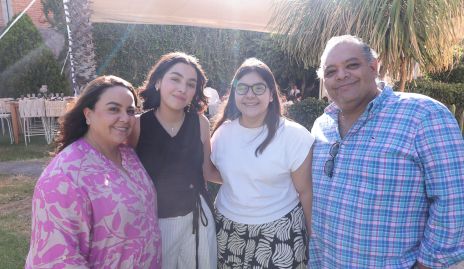  Miriam Flores, Andrea García, María García y Miguel García.