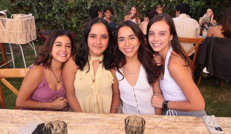 Camila Saldaña, Fátima Ruiz, Camila Rosillo y Ana Ayala.