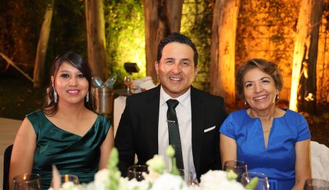  Aída Hernández, Rodrigo Ortiz y Maricruz Velázquez.