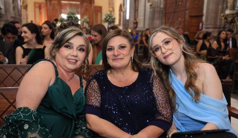  Gilda, Adriana y Victoria.