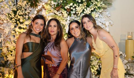  Cecilia Valle, Malena Rubín de Celis, María Lavín y Nuria Oliva.