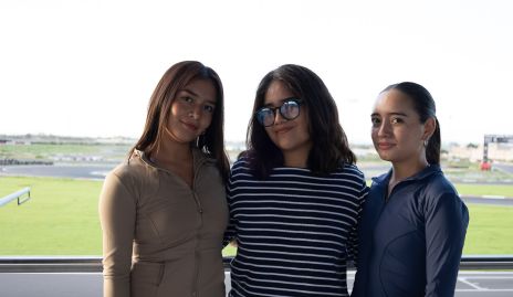  Jennifer Escamilla, Nayeli Escamilla y Ana Escamilla.