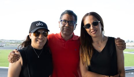  Sandra Rojas, Tavo Girón y Laura Félix.