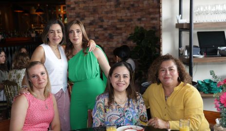  Sofía Valle, Karla Castañeda, Claudia Adrián, Wendy Alderete, Jenny Leyva.
