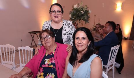 Mari Márquez, Esperanza Delgado y Xochilt Briones.
