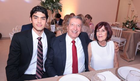  Mauricio Villaseñor, Miguel Rangel y Isabel de Rangel.