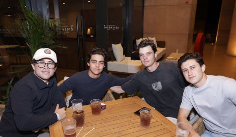  Juan Pablo Abaroa, Manuel Díaz Infante, Juan Carlos Hernández y Emilio Trujillo.